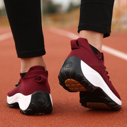 Comfortable women's shoes with air cushion support to reduce back and knee stress